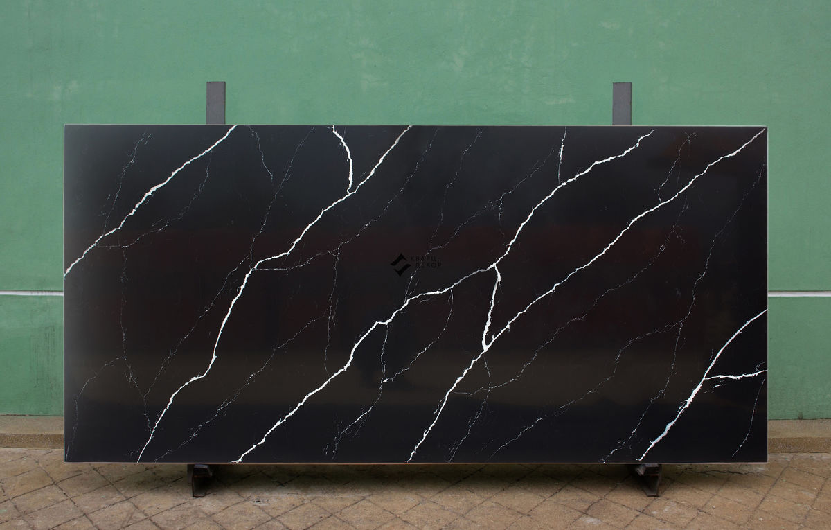 BQ8740 NERO MARQUINA